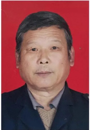 走失者照片 开封急寻：六旬老人失联，穿白色短袖...