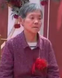 走失者照片 商丘寻人：七旬老太走失，穿碎花衣裤...