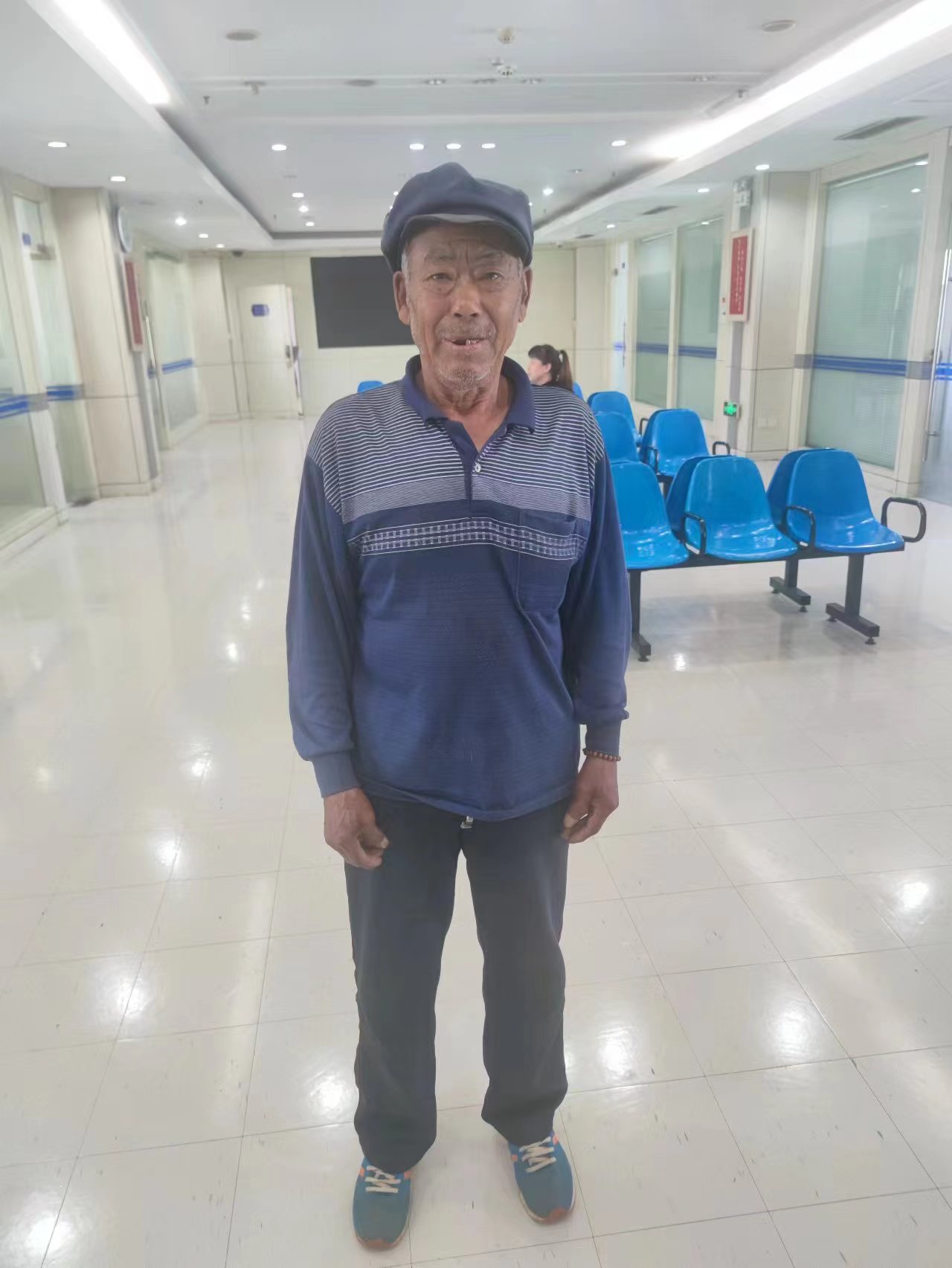 走失者照片 大连寻亲：七旬老人被救助，自述叫任...