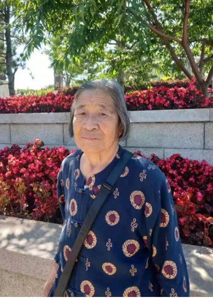 走失者照片 锦州急寻：八旬老太失联，高1米62...