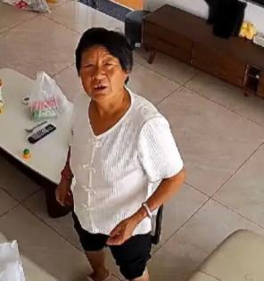 走失者照片 青岛市寻人：六旬老太走失，穿白色短...