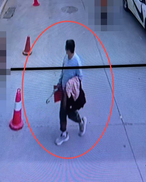 走失者照片 长治六旬老太走失，穿浅蓝色外套，拿...