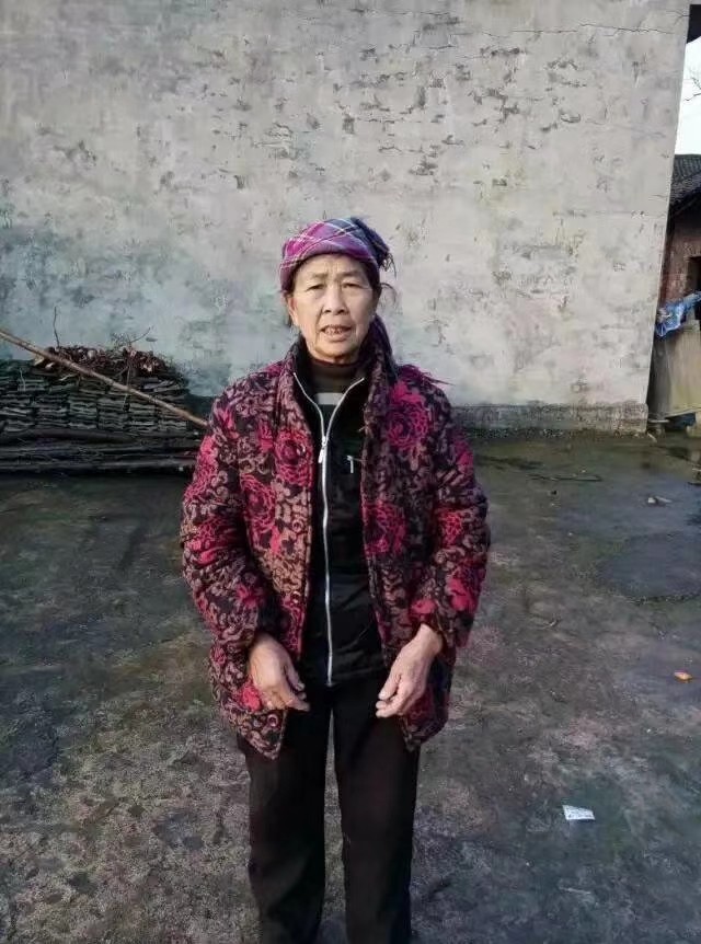 走失者照片 桂林寻人：七旬老太失联，拿棍子，走...