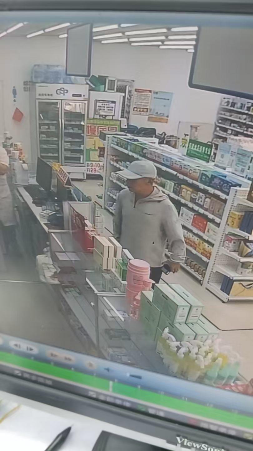走失者照片 鞍山市海城市寻人：六旬老人走失，患...