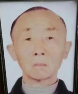 走失者照片 湖北仙桃急寻：八旬老人走失，穿灰褐...