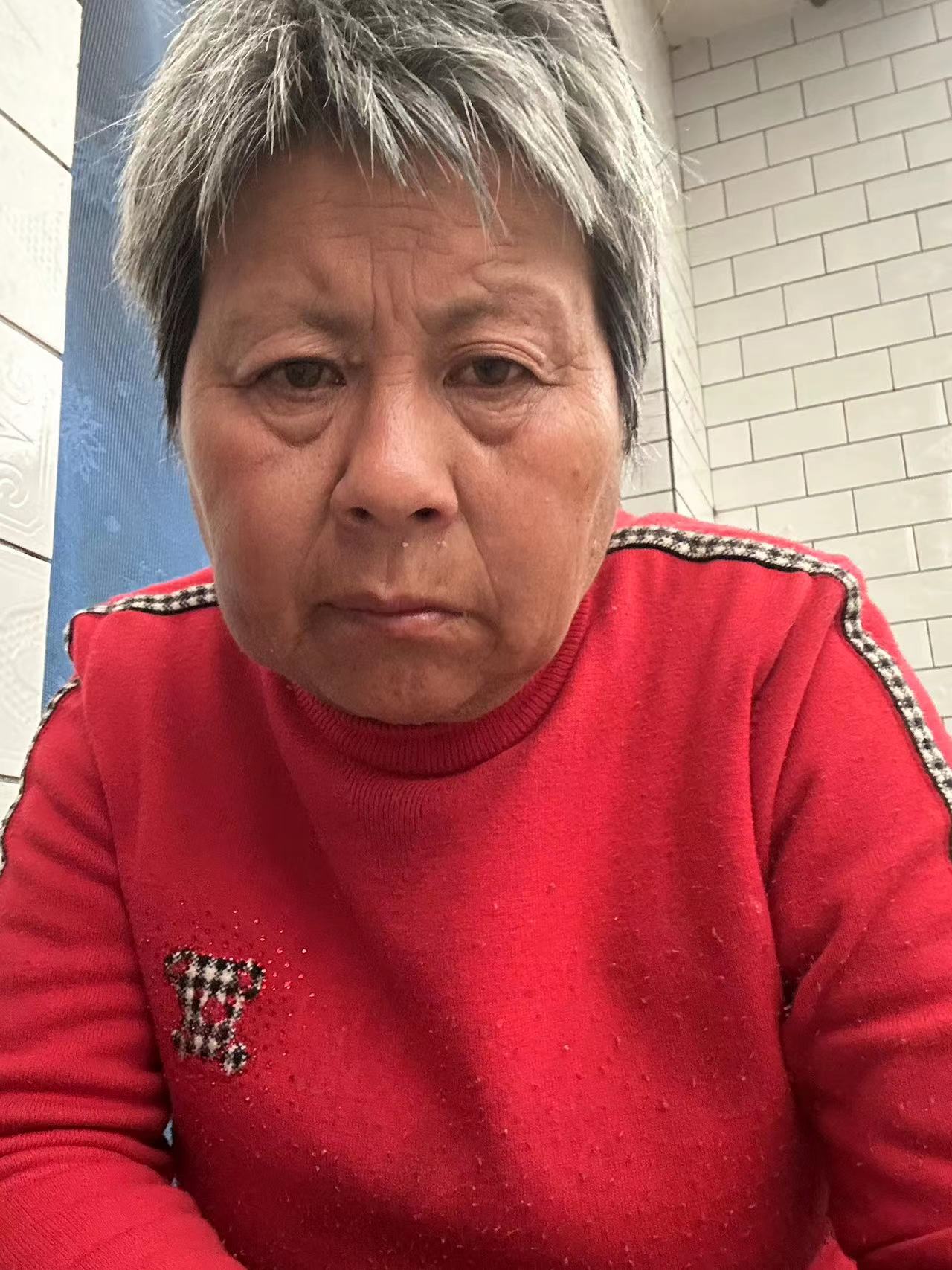 走失者照片 晋中市急寻：六旬老太走失，患精神障...