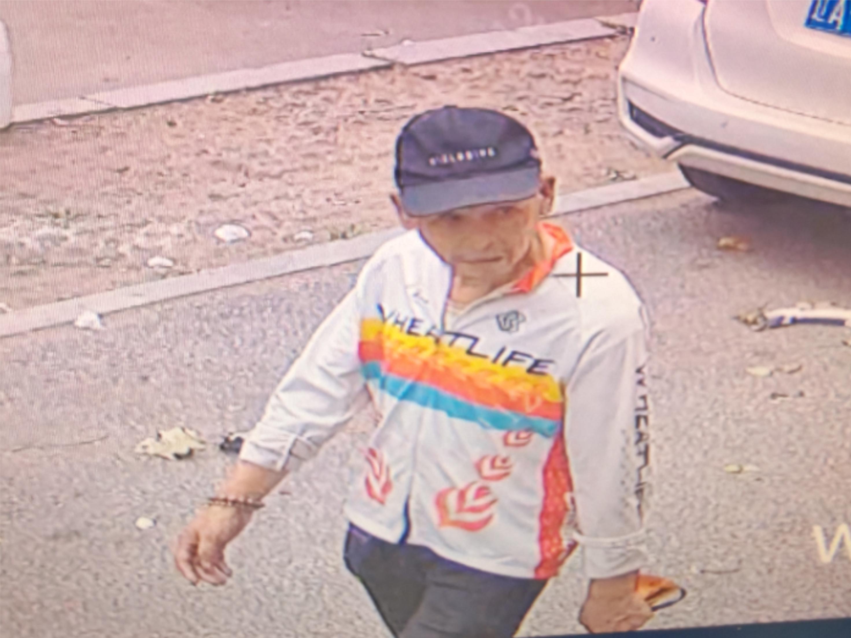 走失者照片 沈阳市寻人：六旬老人走失，患小脑萎...