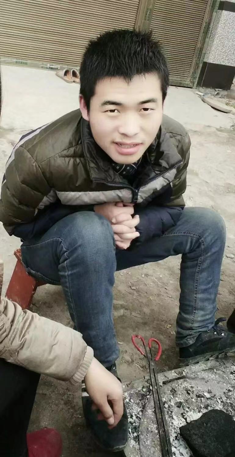 走失者照片 合肥市急寻：青年男子走失，患精神障...