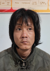 走失者照片 临沂寻亲：青年男子被救助，穿棕色夹...