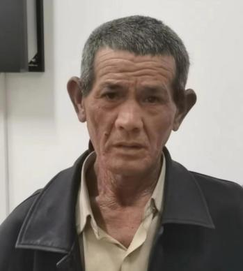 走失者照片 商丘永城寻亲：五旬男子被救助，穿紫...