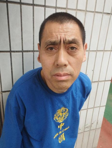 走失者照片 淄博寻亲：中年男子被救助，高1米7...