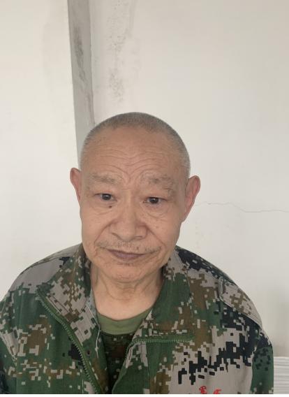 走失者照片 济南寻亲：六旬老人被救助，高1米7...