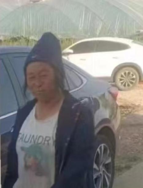 走失者照片 凉山州西昌市急寻：五旬女子走失，患...