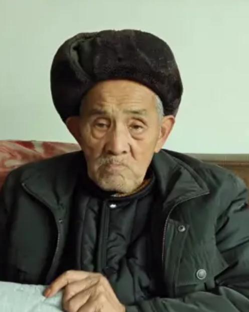 走失者照片 铜仁急寻：八旬老人走失，穿黑色衣服...