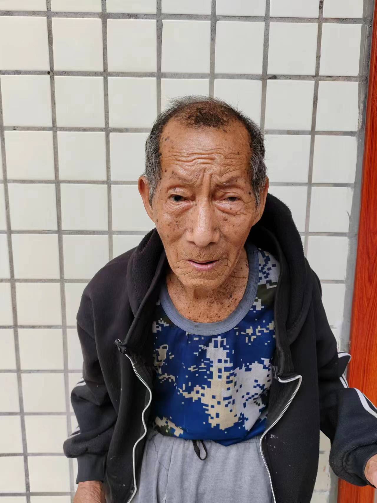 走失者照片 海南澄迈县寻亲：七旬老人被救助，自...