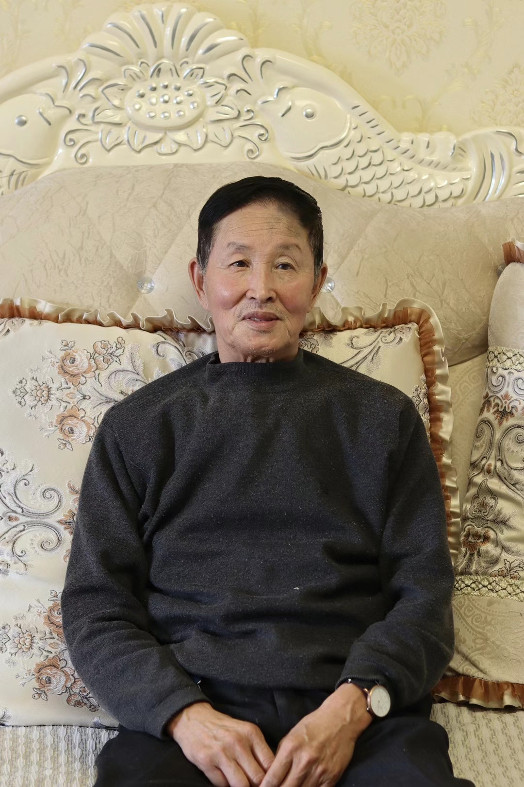 走失者照片 昌吉州昌吉市急寻：七旬老人失联，戴...