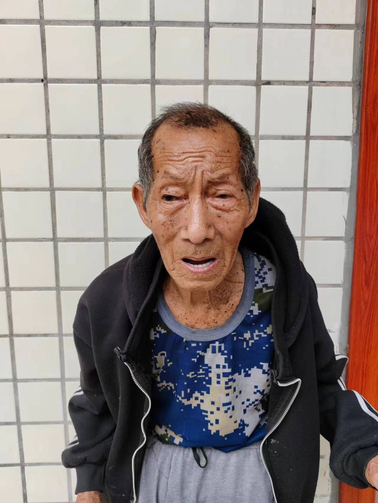 走失者照片 海南澄迈县寻亲：七旬老人被救助，自...