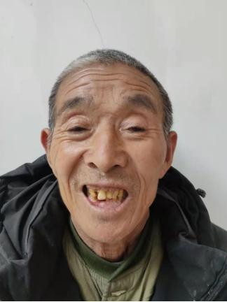 走失者照片 济南寻亲：六旬老人被救助多年，自述...