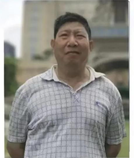 走失者照片 南阳急寻：六旬老人失联，穿蓝色上衣...