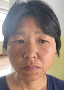走失者照片 临汾市寻亲：青年女子被救助，穿橘红...