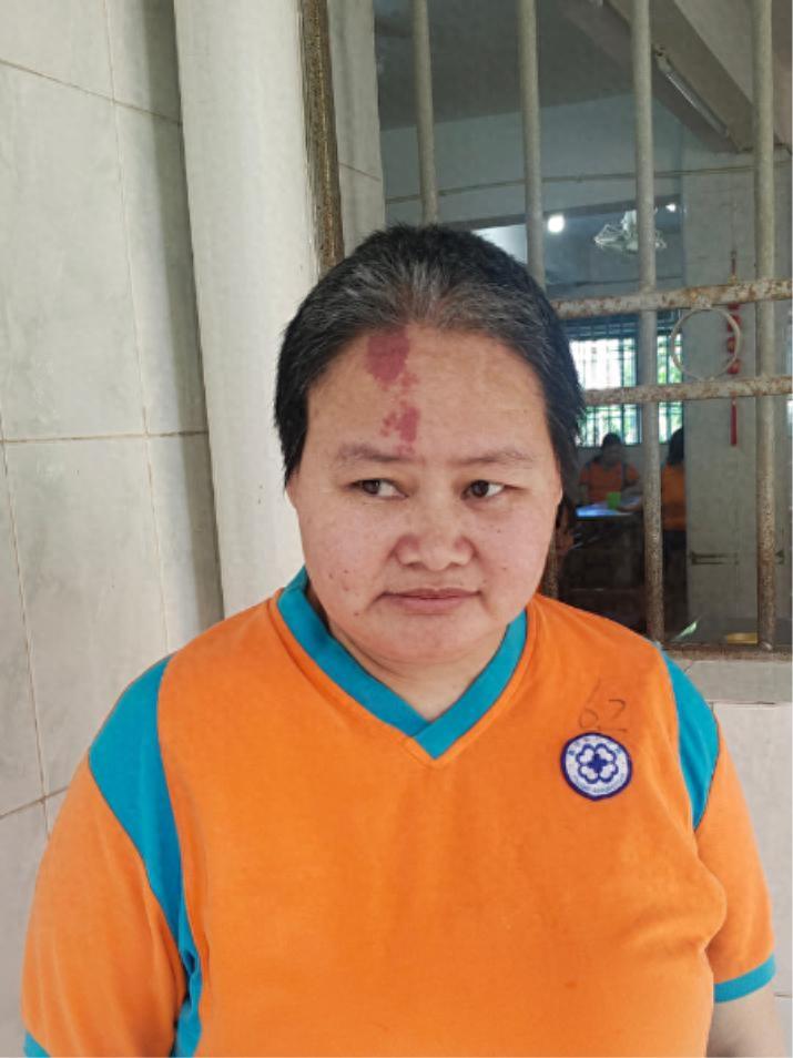 走失者照片 泉州市寻亲：中年女子被救助，额头有...