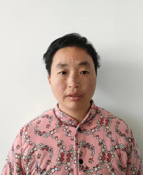 走失者照片 临沂寻亲：中年女子被救助，高1米5...