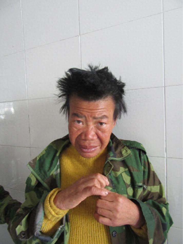 走失者照片 泉州市寻亲：六旬老太被救助，高1米...