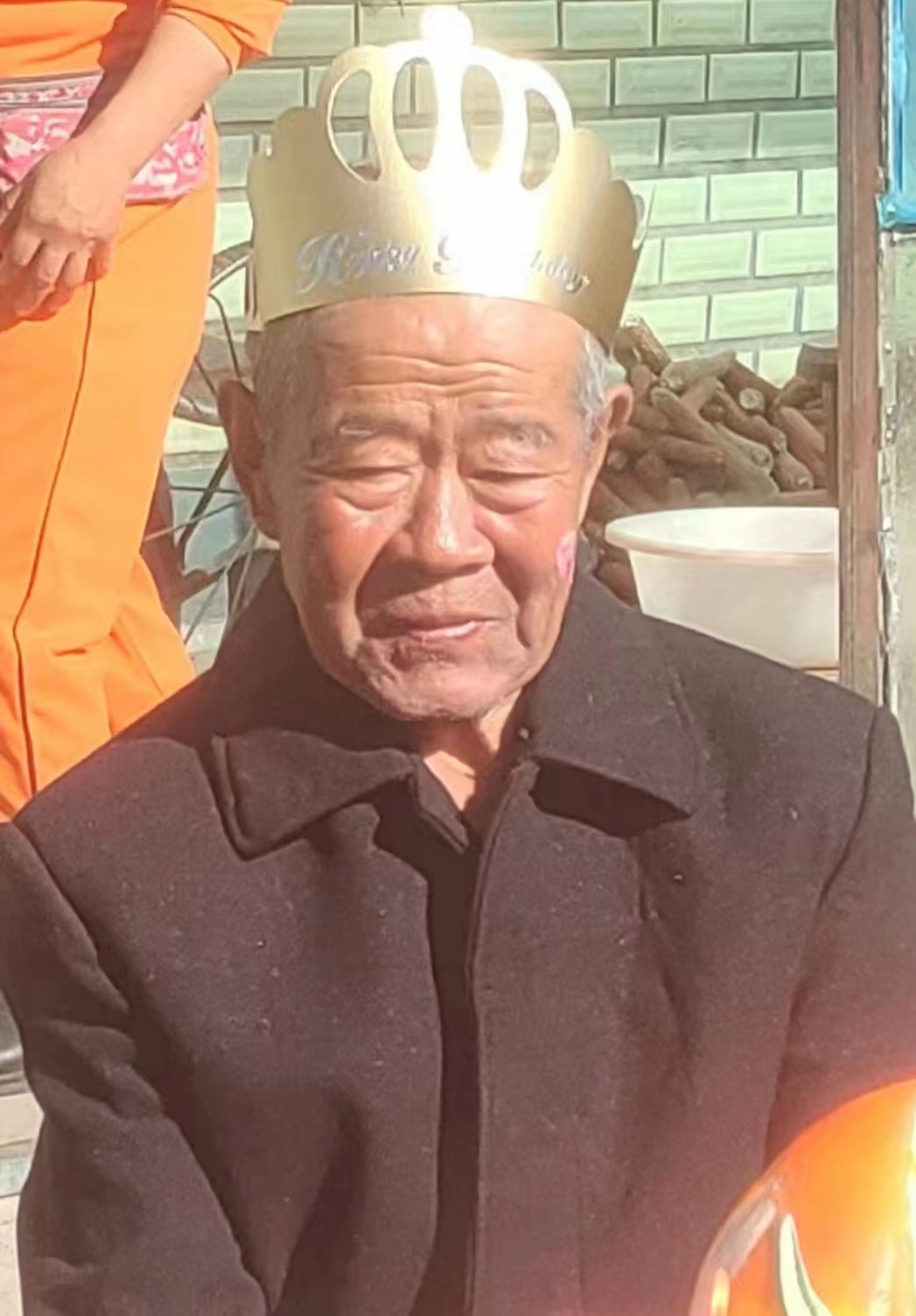 走失者照片 沈阳急寻：八旬老人走失，穿深蓝色外...