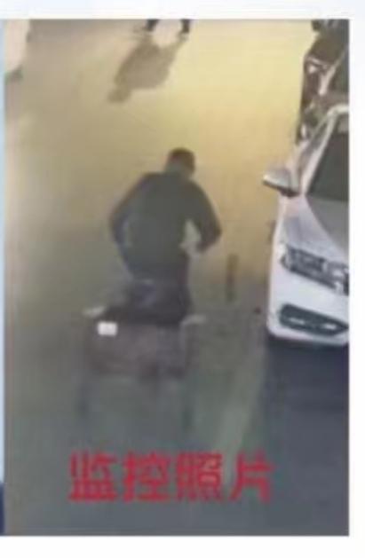 走失者照片 济宁急寻：八旬老人失联，穿灰色棉袄...