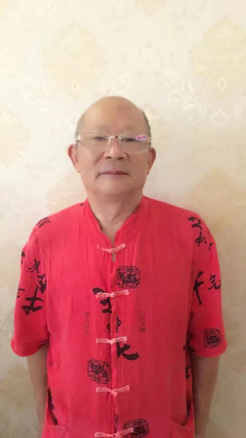 走失者照片 南充急寻：七旬老人失联，穿黑色西装...