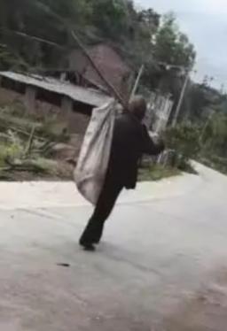 走失者照片 邵阳急寻：六旬老人走失，穿深色羽绒...