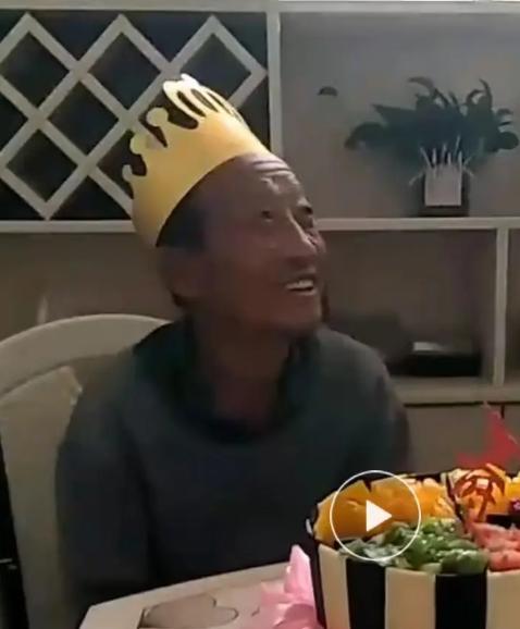 走失者照片 周口急寻：七旬老人失联，穿黑色裤子...