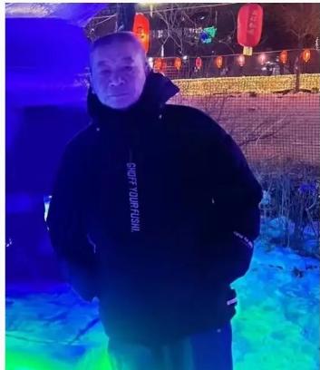 走失者照片 吉林急寻：六旬老人失联，穿灰色上衣...