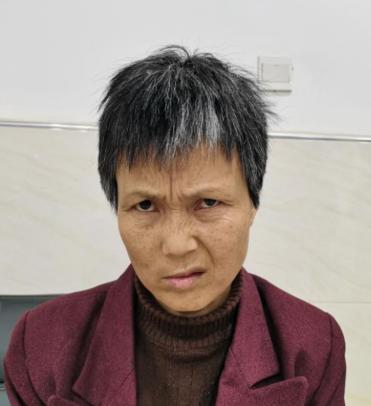 走失者照片 亳州寻亲：六旬老太被救助，穿酒红色...