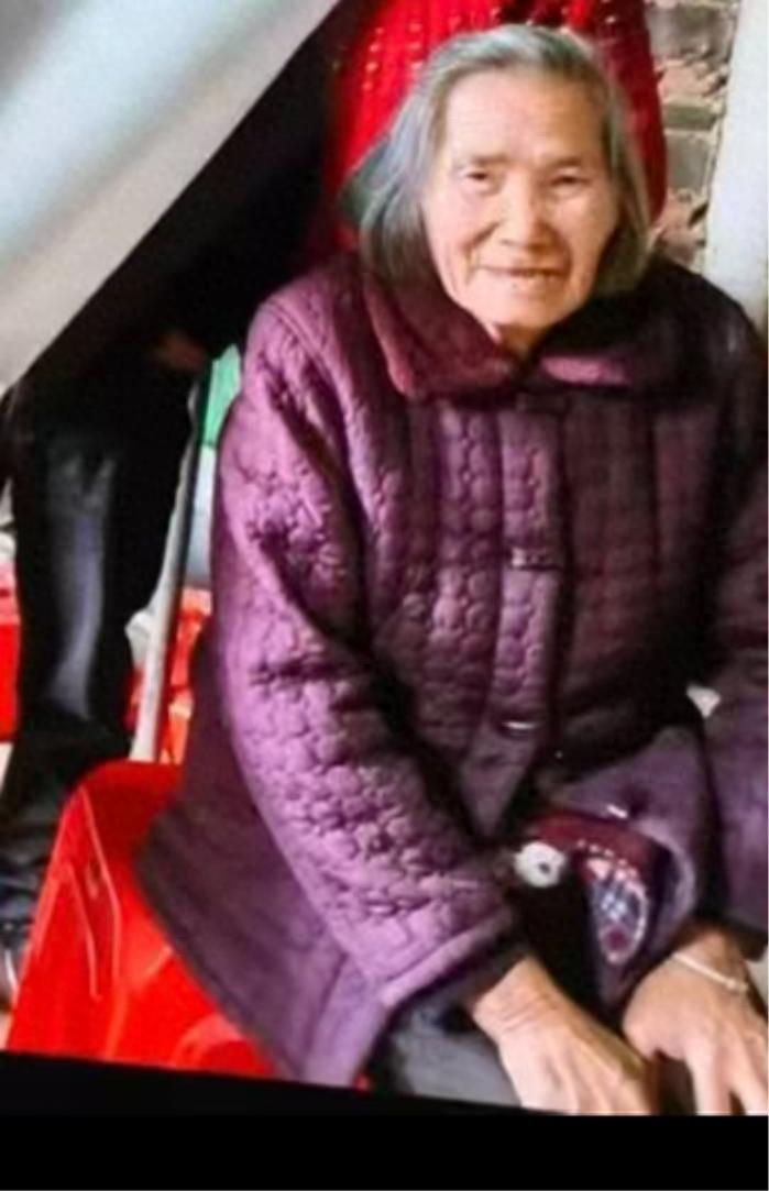 走失者照片 泉州市南安市寻人：八旬老太走失，穿...