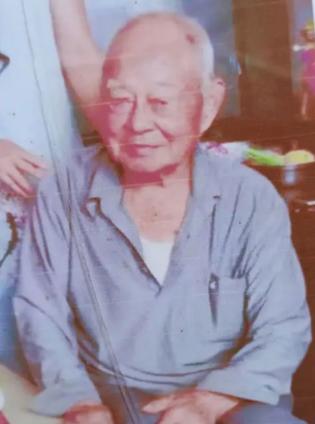 走失者照片 青岛急寻！九旬老人失联，戴灰白色帽...