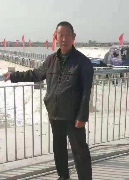 走失者照片 石家庄急寻：八旬老人失联，骑红色三...