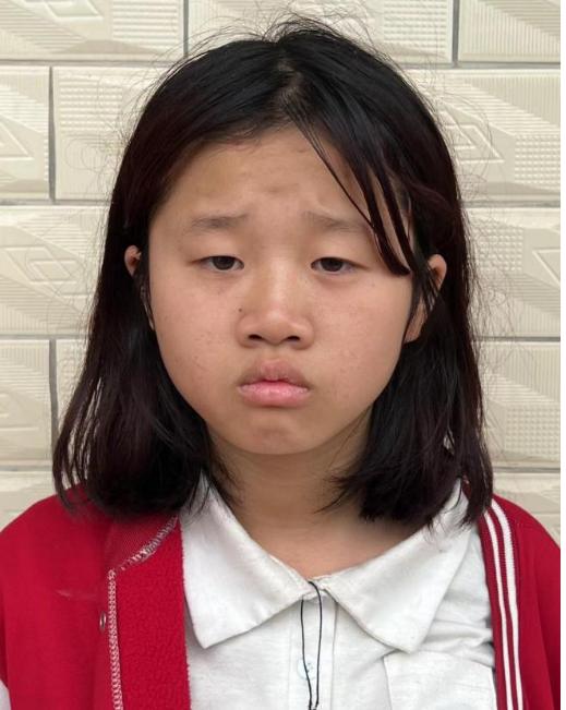 走失者照片 钦州寻亲：15岁女生被救助，高1米...