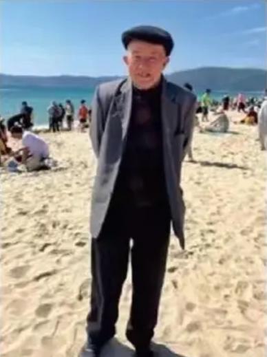 走失者照片 孝感急寻！七旬老人失联，戴黑色帽子...