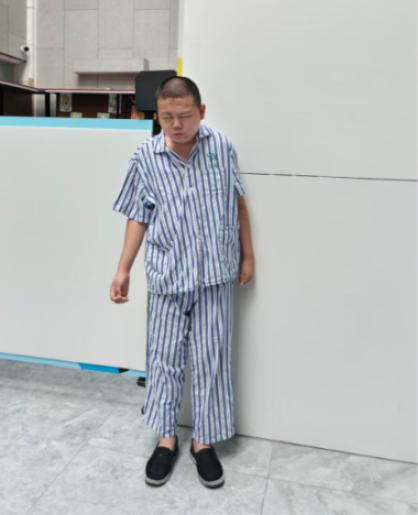 走失者照片 乌鲁木齐市寻亲：青年男子被救助，自...