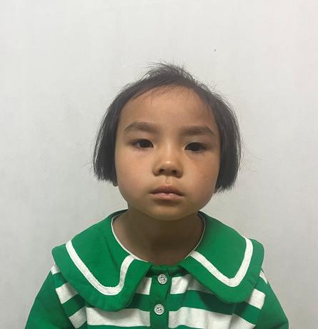 走失者照片 重庆寻亲：4岁女孩在贵州黔西南州被...