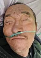 走失者照片 双鸭山寻亲：六旬老人被救助，穿黑色...