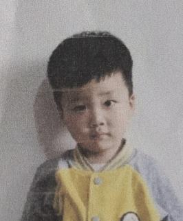 走失者照片 重庆寻亲：3岁男孩被救助，发现时身...
