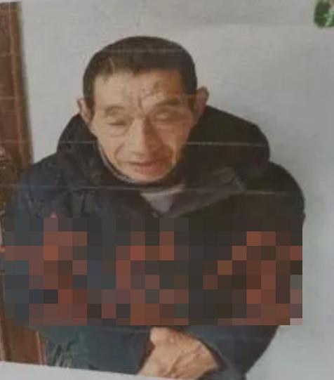 走失者照片 重庆急寻：七旬老人失联，穿蓝黑色羽...