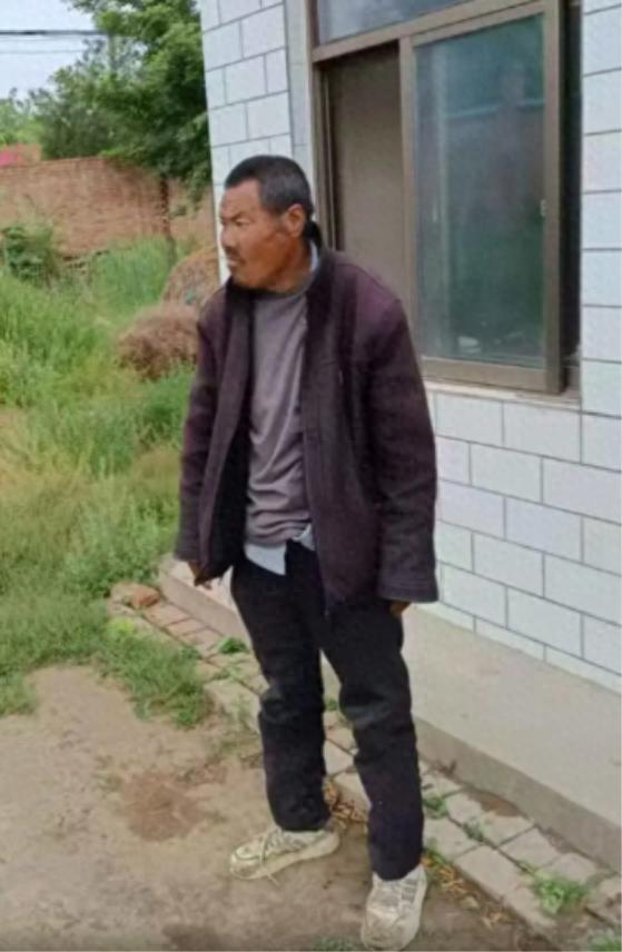 走失者照片 庆阳市寻人：六旬老人走失，患精神障...