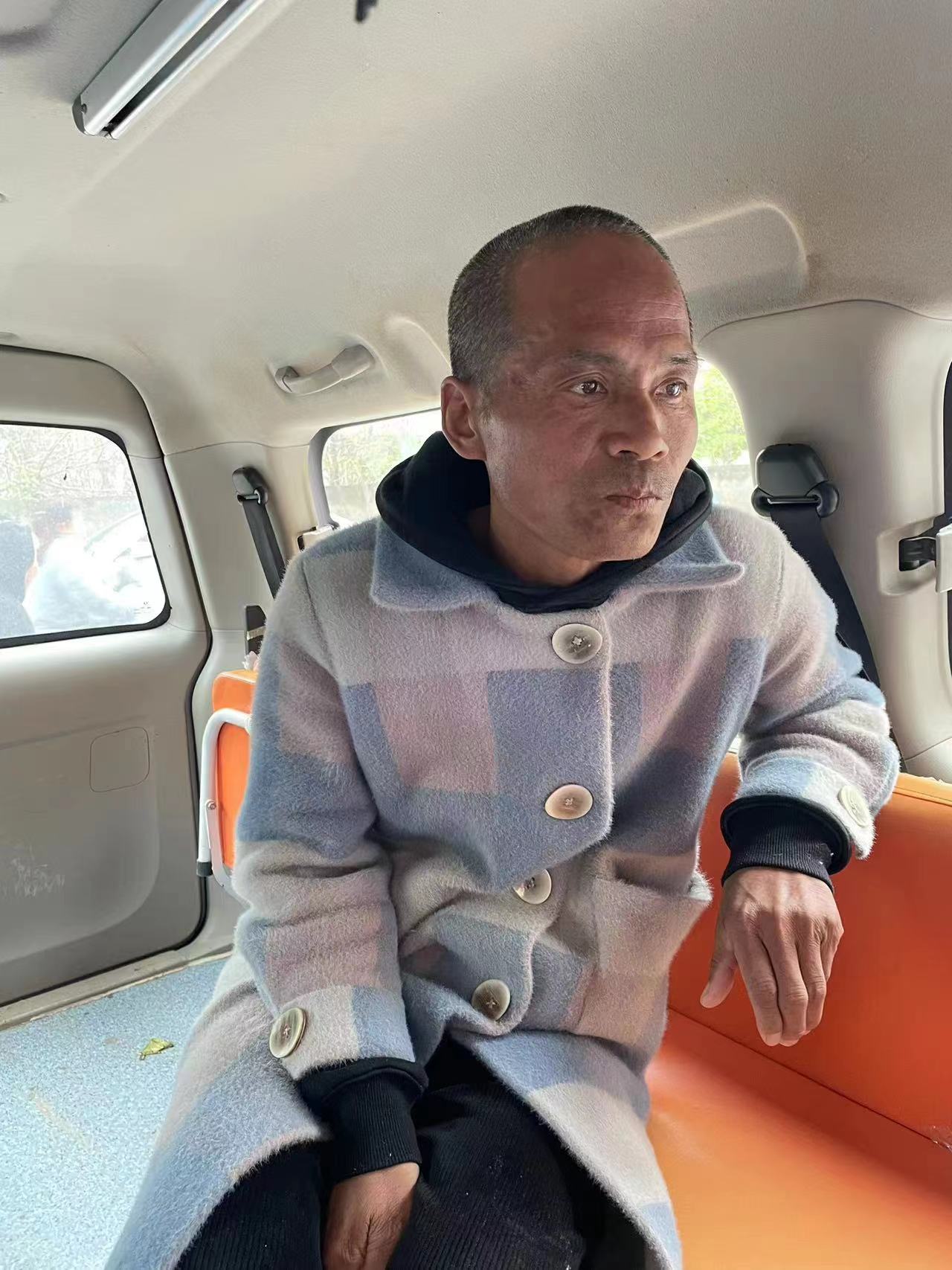 走失者照片 亳州寻亲：五旬男子被救助，疑似精神...