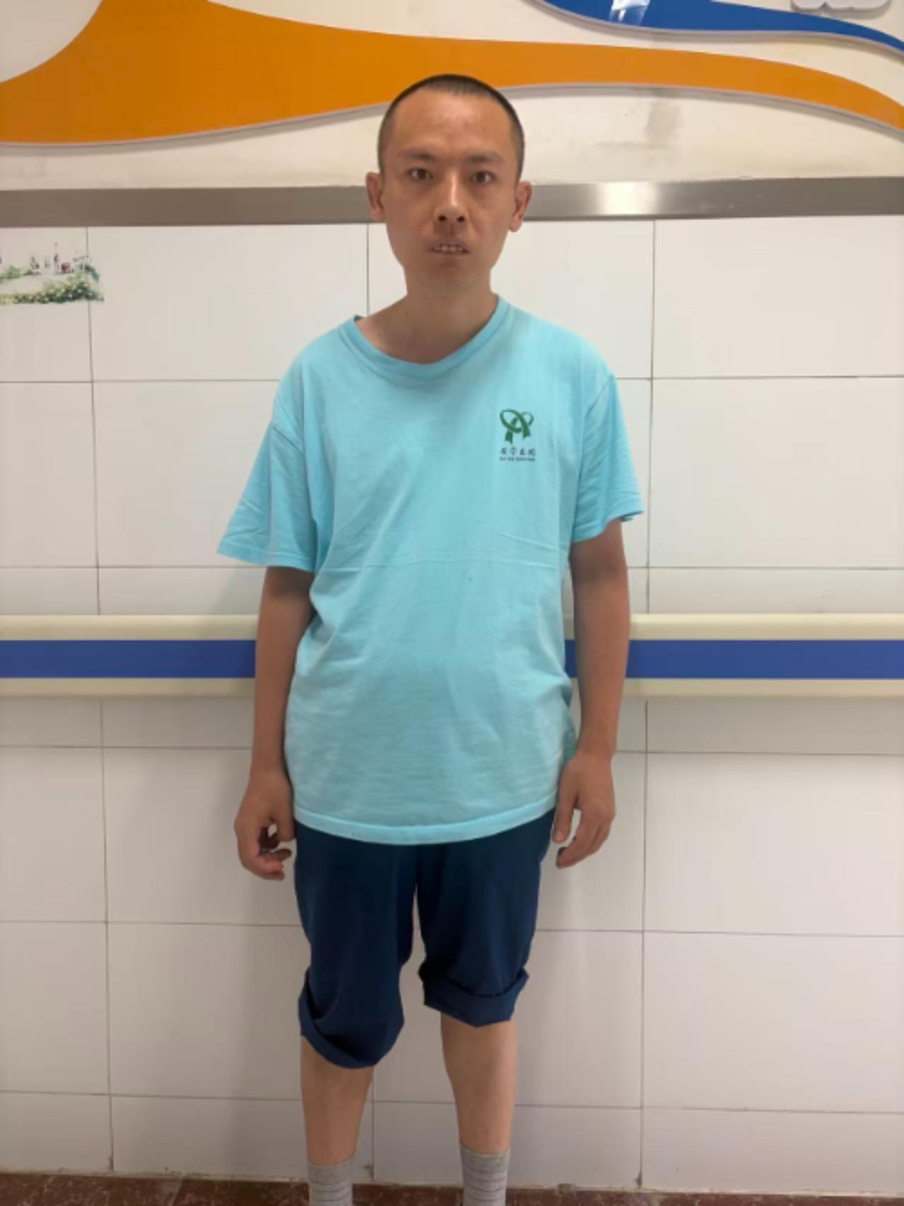 走失者照片 乌鲁木齐市寻亲：青年男子被救助，高...