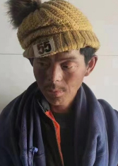 走失者照片 临沂寻亲：五旬男子被救助，戴浅黄色...