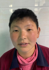走失者照片 芜湖寻亲：青年女子被救助，穿红色外...