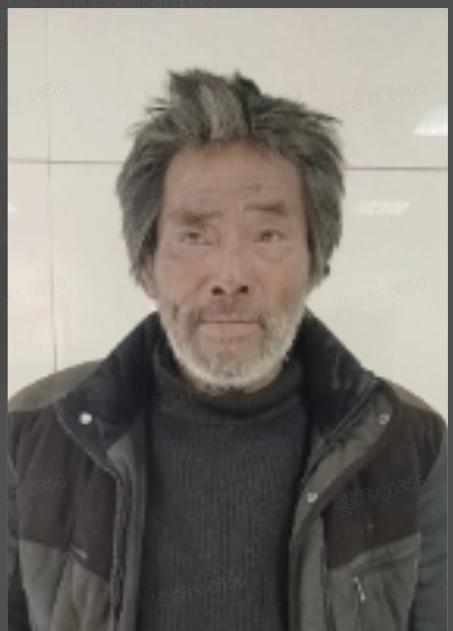 走失者照片 萍乡寻亲：六旬老人被救助，穿黑色高...